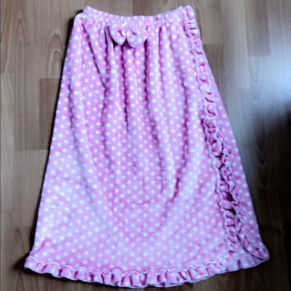 Pink polka dot towel set